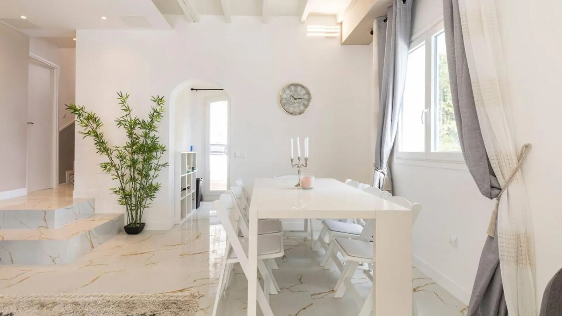 Stunning Seaview White Villa In Beuasoleil With Pool And Garden Beausoleil France