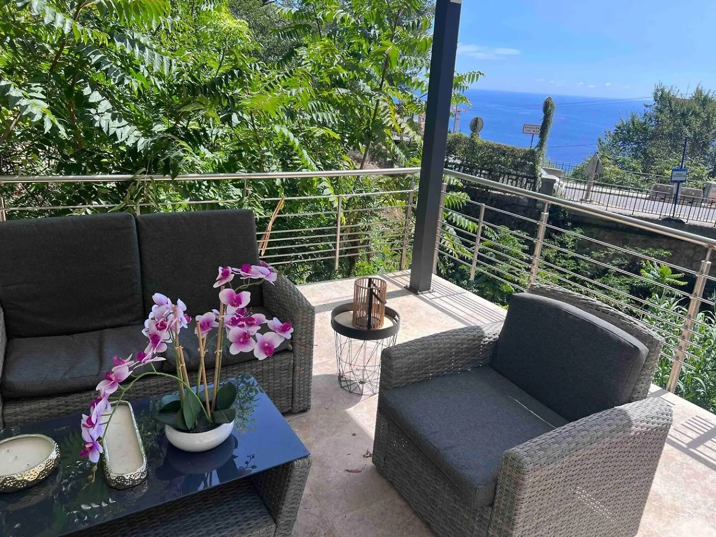 Stunning Seaview White Villa In Beuasoleil With Pool And Garden Beausoleil