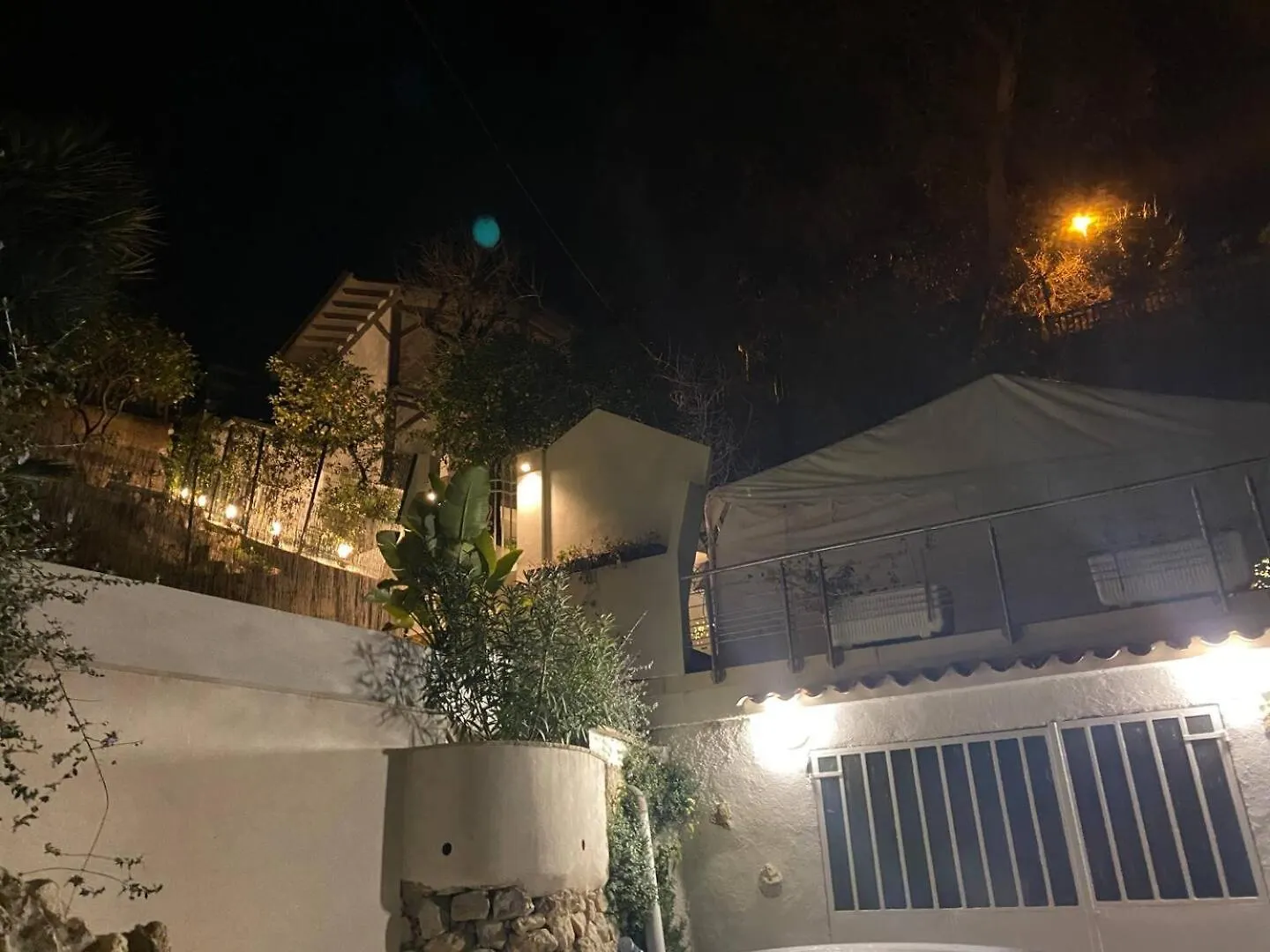 Stunning Seaview White Villa In Beuasoleil With Pool And Garden Beausoleil