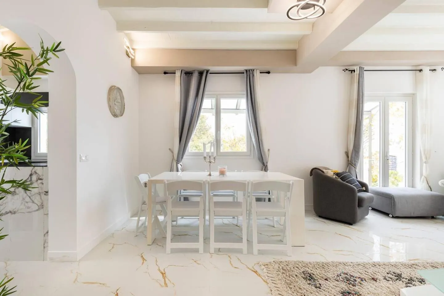 Stunning Seaview White Villa In Beuasoleil With Pool And Garden Beausoleil France