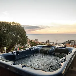  Holiday home Le Petit Jardin Exotique